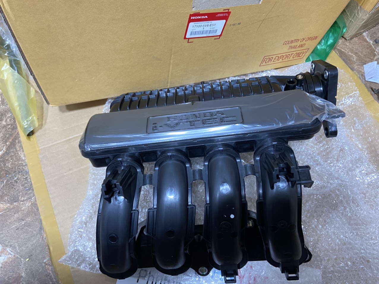 Cụm cổ hút gió vào động cơ xe Honda BRIO